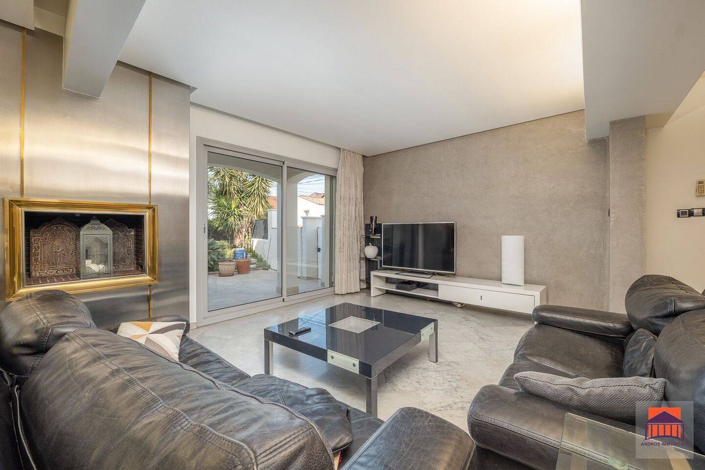 Maison 6 pièces 216 m² · à Marseille 10ème Arrondissement · 216 m² · 460 000 €