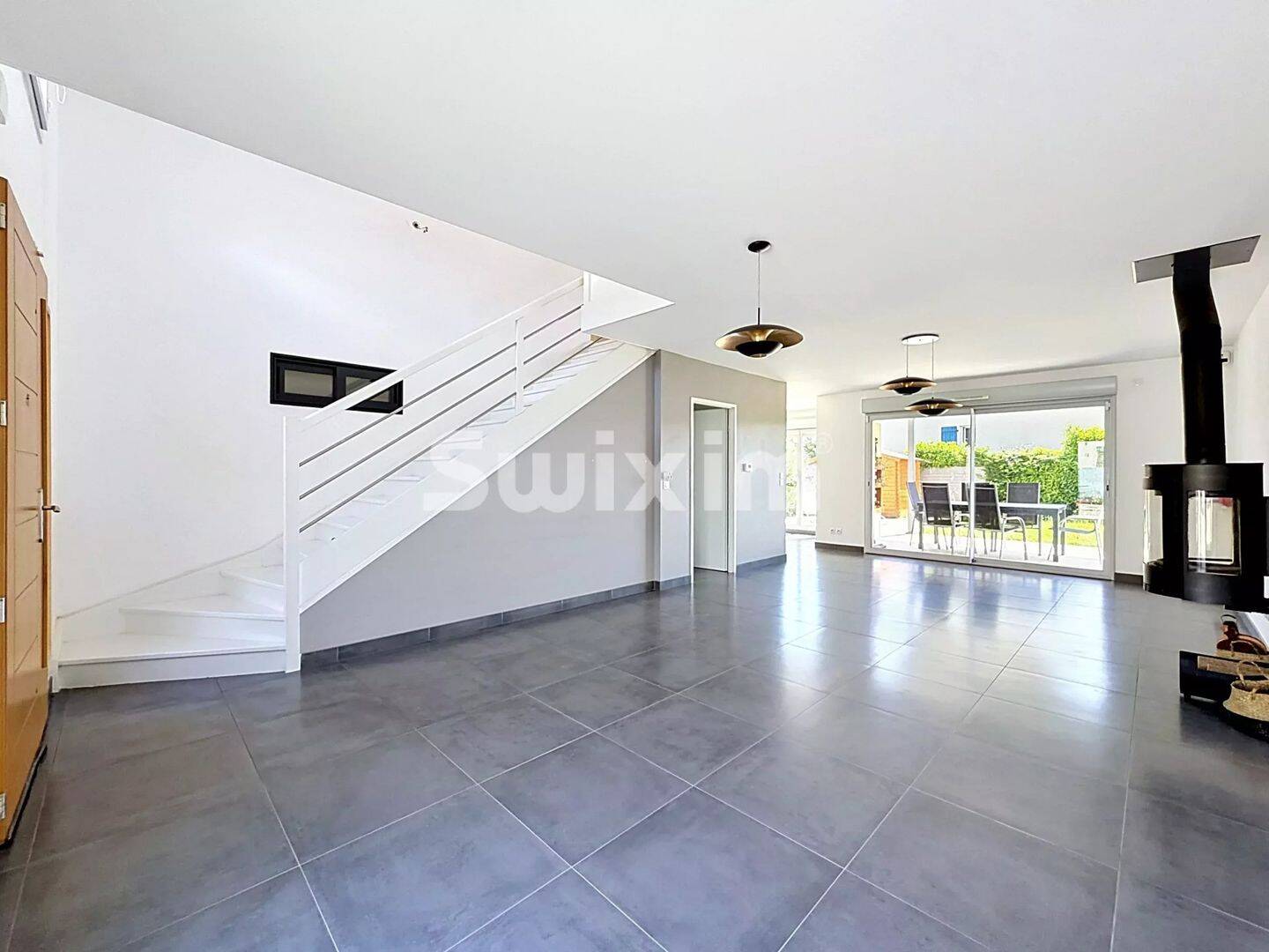 Maison 5 pièces 136 m² · à Prévessin-Moëns · 136 m² · 725 000 €