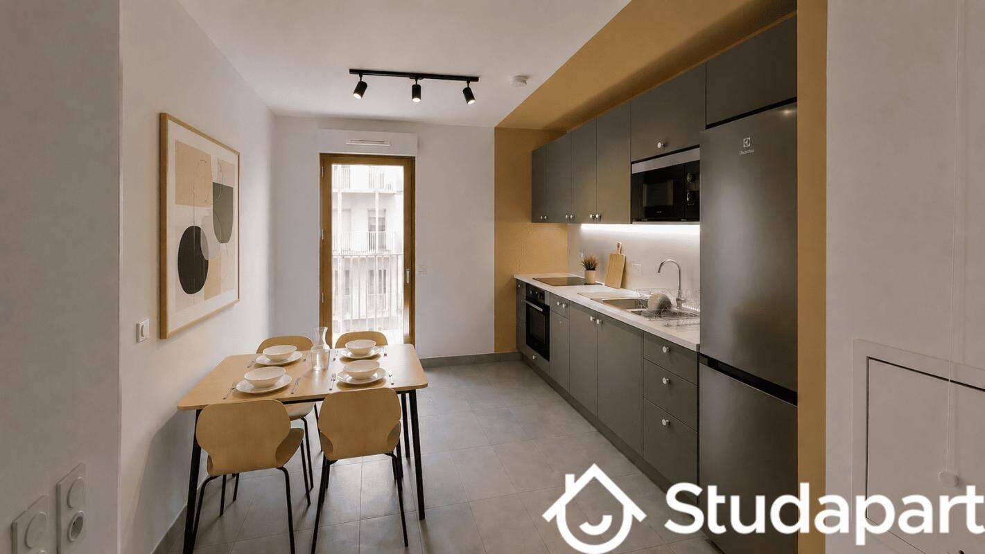 1 pièce 12 m² · à Saint-Ouen-sur-Seine · 12 m² · 860 €