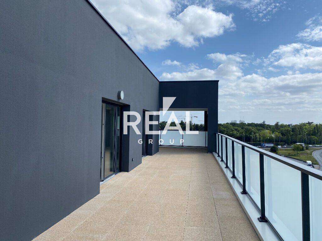 Appartement 3 pièces 76 m² · à Lormont · 76,2 m² · 1 070 €