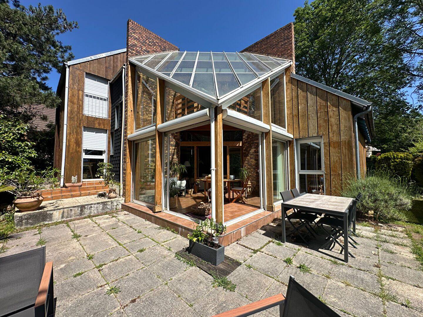Maison 8 pièces 221 m² · à Verrières-le-Buisson · 221 m² · 979 000 €