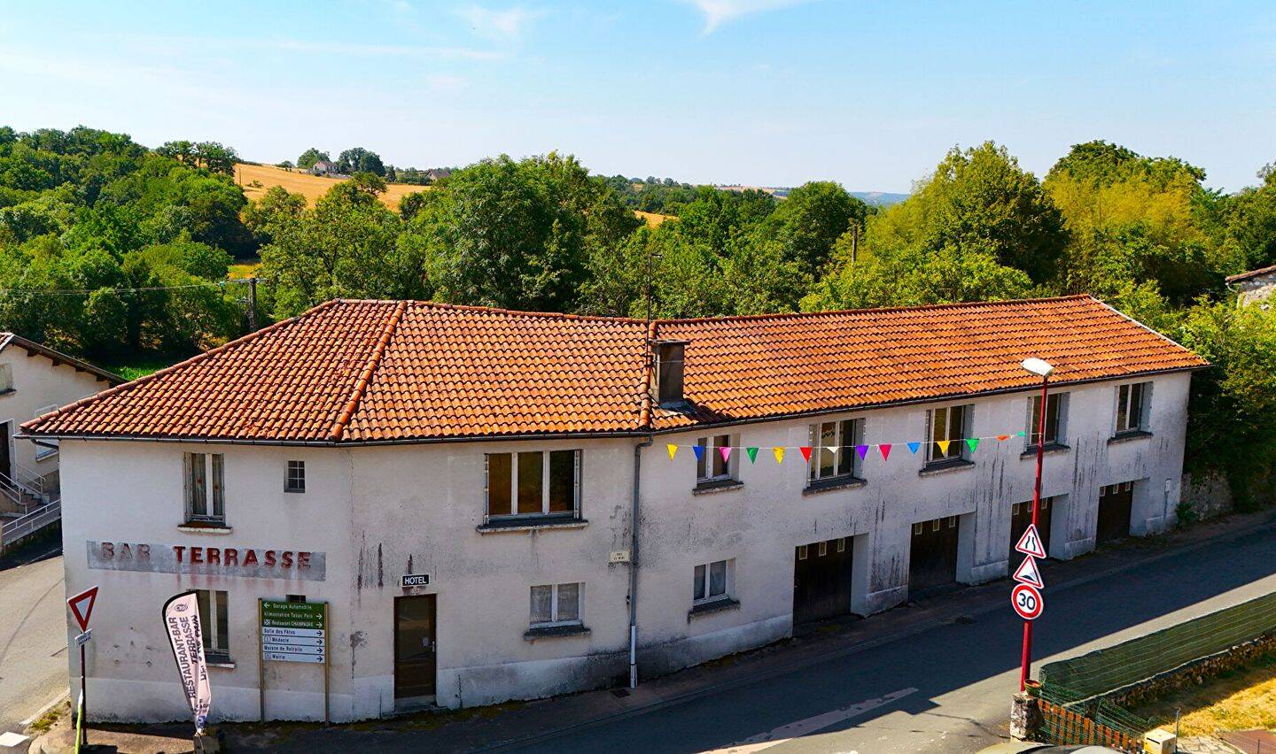 Immeuble de rapport - Asprieres 200 m2