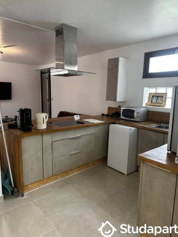 1 pièce 13 m² · à Gagny · 13 m² · 450 €