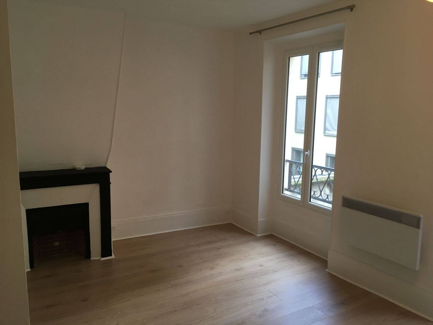 Appartement 1 pièce 22 m² · à Paris 20ème Arrondissement · 22 m² · 881 €/mois