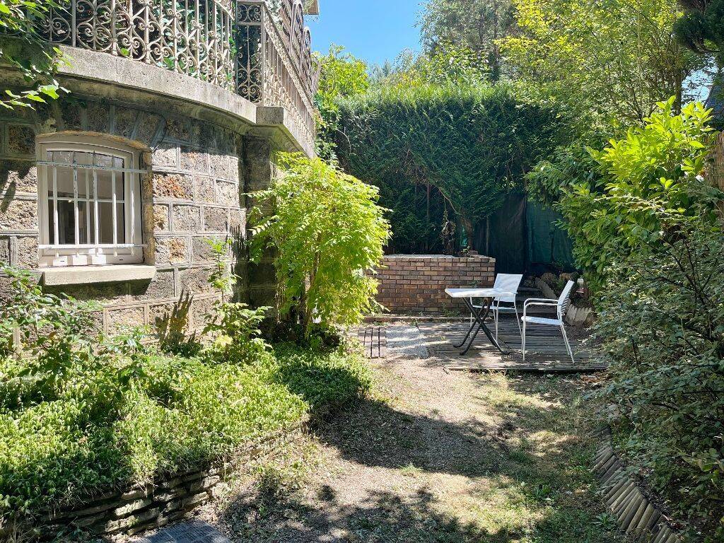 Appartement 3 pièces 71 m² · à Versailles · 71,5 m² · 1 490 €/mois