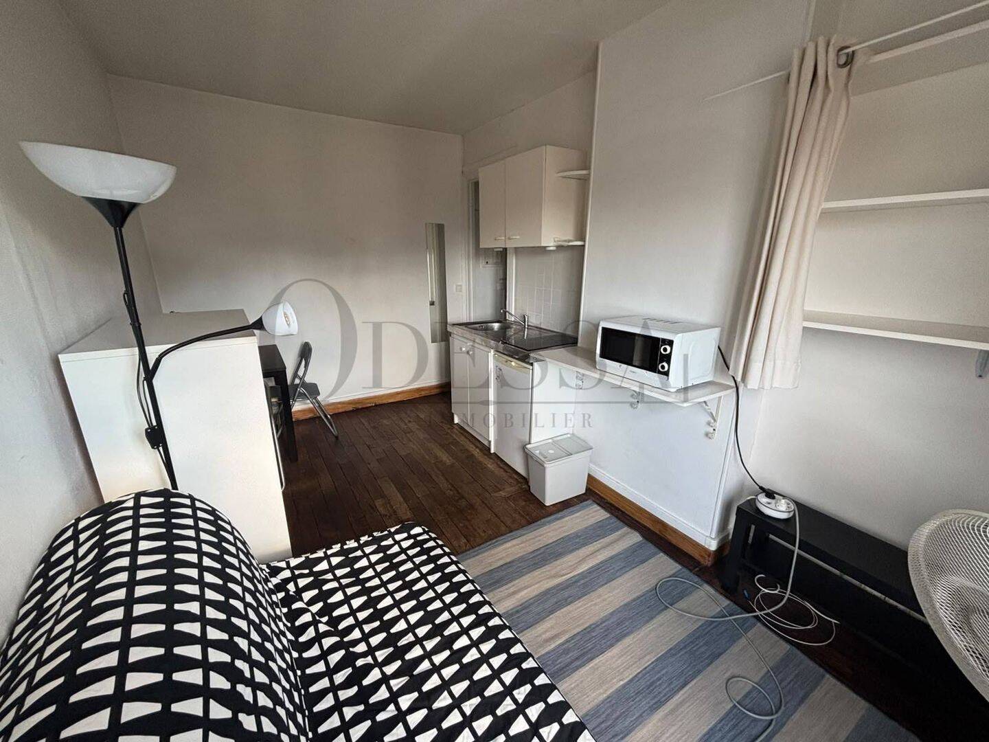 Appartement 1 pièce 15 m² · à Paris 13ème Arrondissement · 14,5 m² · 700 €/mois