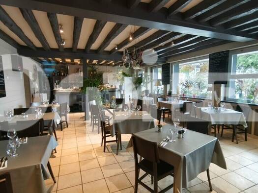 Restaurant à vendre Fonds de commerce 350 000 € 350 m² d'espace de restauration Arpajon 91290