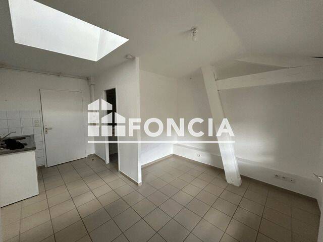 Appartement 1 pièce 20 m² · à Mont-de-Marsan · 19,5 m² · 300 €
