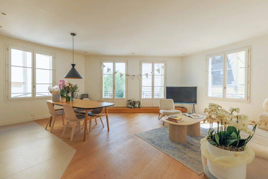Appartement 5 pièces 100 m² · à Paris 5ème Arrondissement · 100 m² · 5 900 €