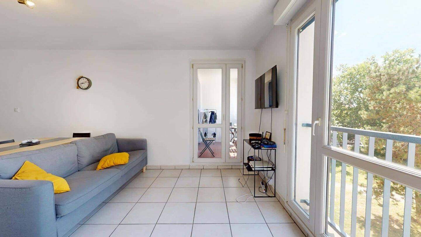 Room in Route de Seysses, Toulouse for 74 m² with 4 bedrooms - C — 8