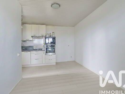 Appartement à vendre 139 000 € 2 pièces 1 chambre 30 m² Étage 3/3 Plantes d'Ennemont Achères 78260