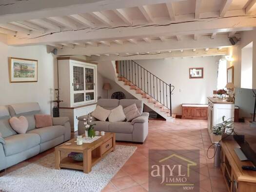 Maison à vendre 495 000 € 6 pièces 4 chambres 160 m² 800 m² de terrain Mons 63310