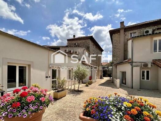 Appartement à vendre 169 000 € 2 pièces 1 chambre 53 m² RDC Ruoms 07120