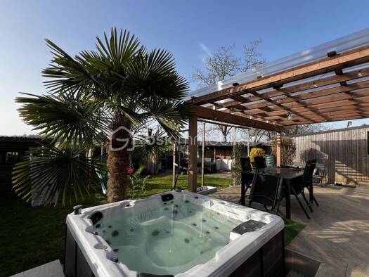 Maison à vendre 419 000 € 7 pièces 5 chambres 147 m² 440 m² de terrain Villeneuve-le-Comte 77174