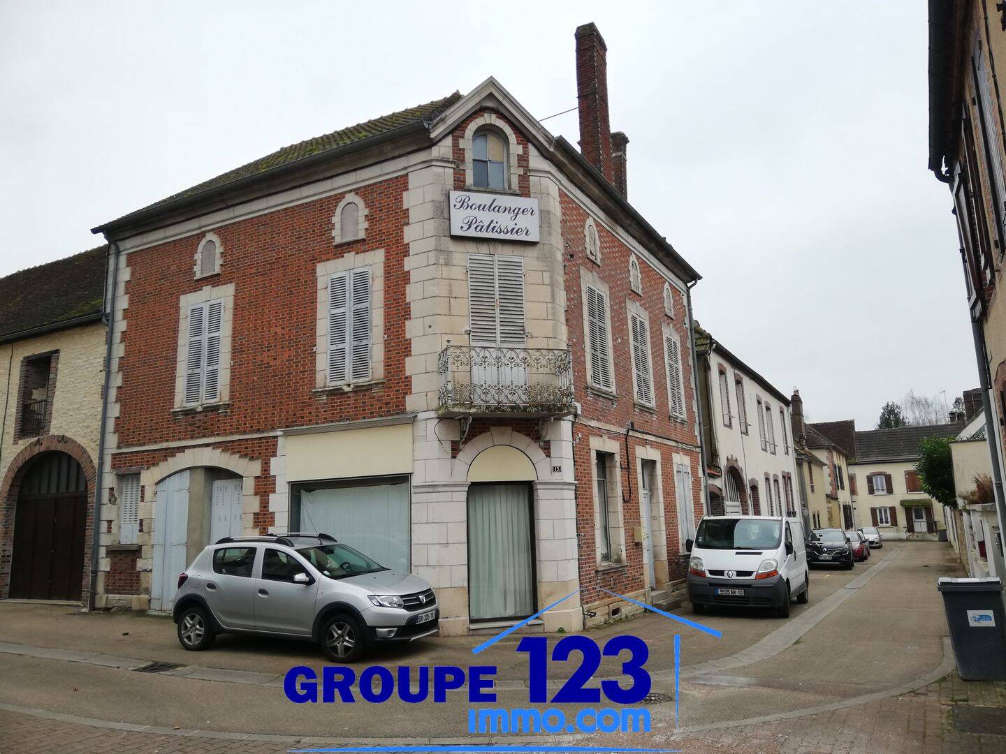 Maison 6 pièces 158 m² · à Montholon · 158 m² · 140 400 €