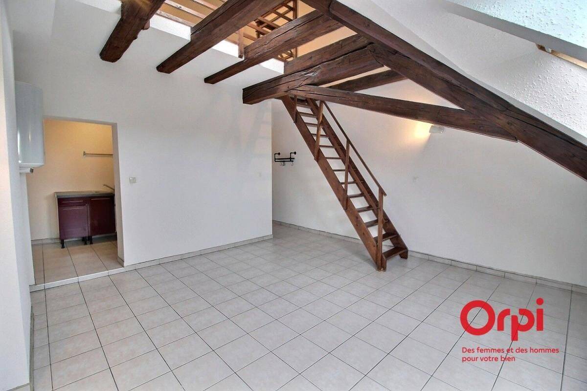 Appartement 1 pièce 42 m² · à Guebwiller · 42,3 m² · 400 €/mois