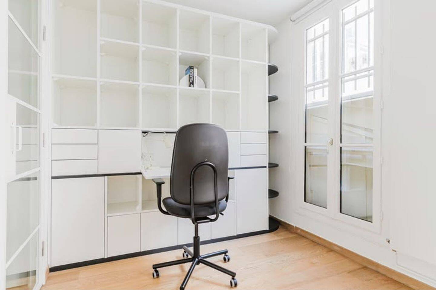 Appartement 1 pièce 54 m² · à Paris 2ème Arrondissement · 54 m² · 2 350 €