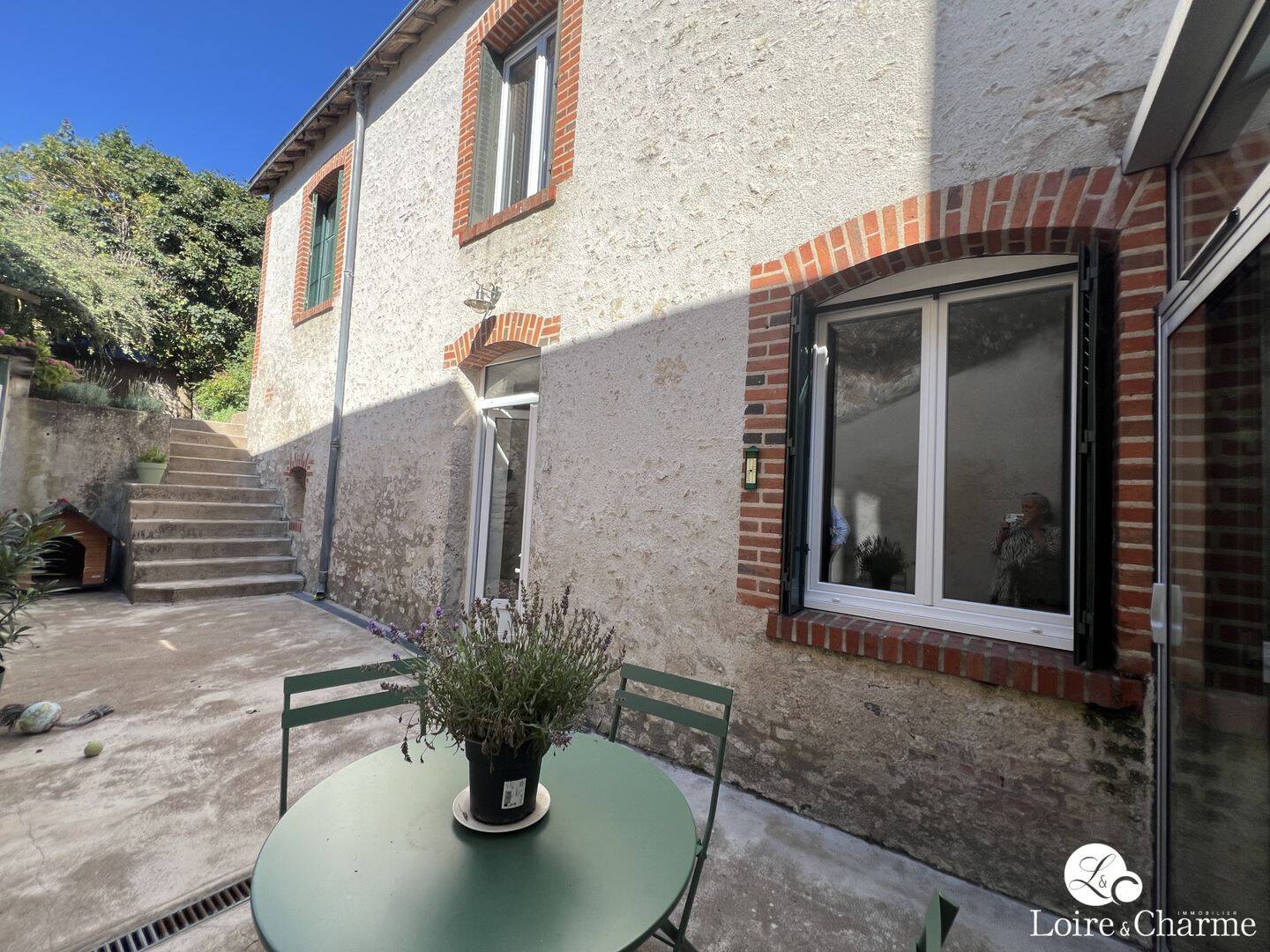 Maison 5 pièces 190 m² · à Suèvres · 190 m² · 230 000 €