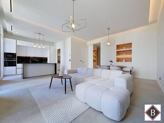 Appartement à vendre 1 750 000 € 3 pièces 2 chambres 96 m² Étage 1/3 Californie Cannes 06400