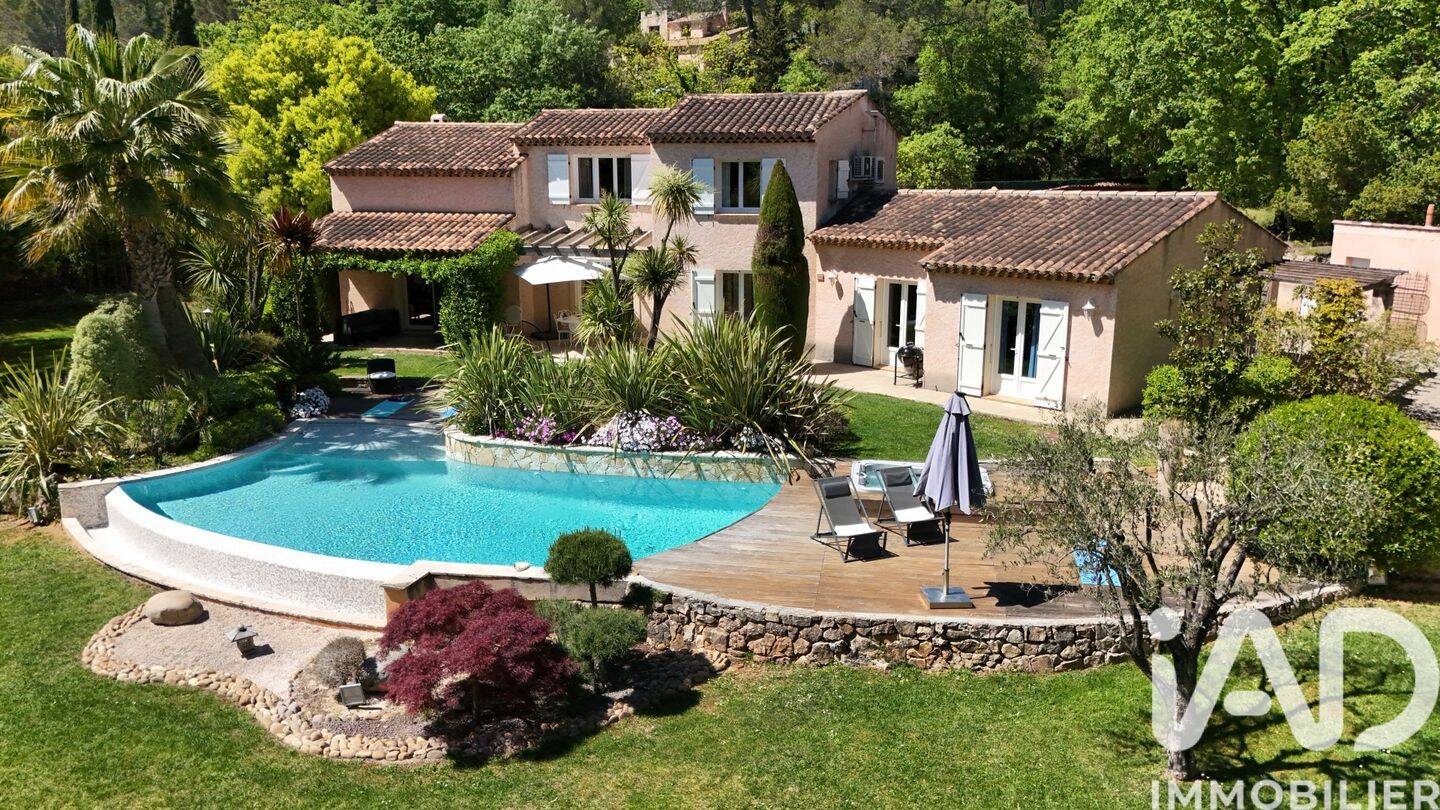 Maison 9 pièces 261 m² · à Draguignan · 261 m² · 885 000 €