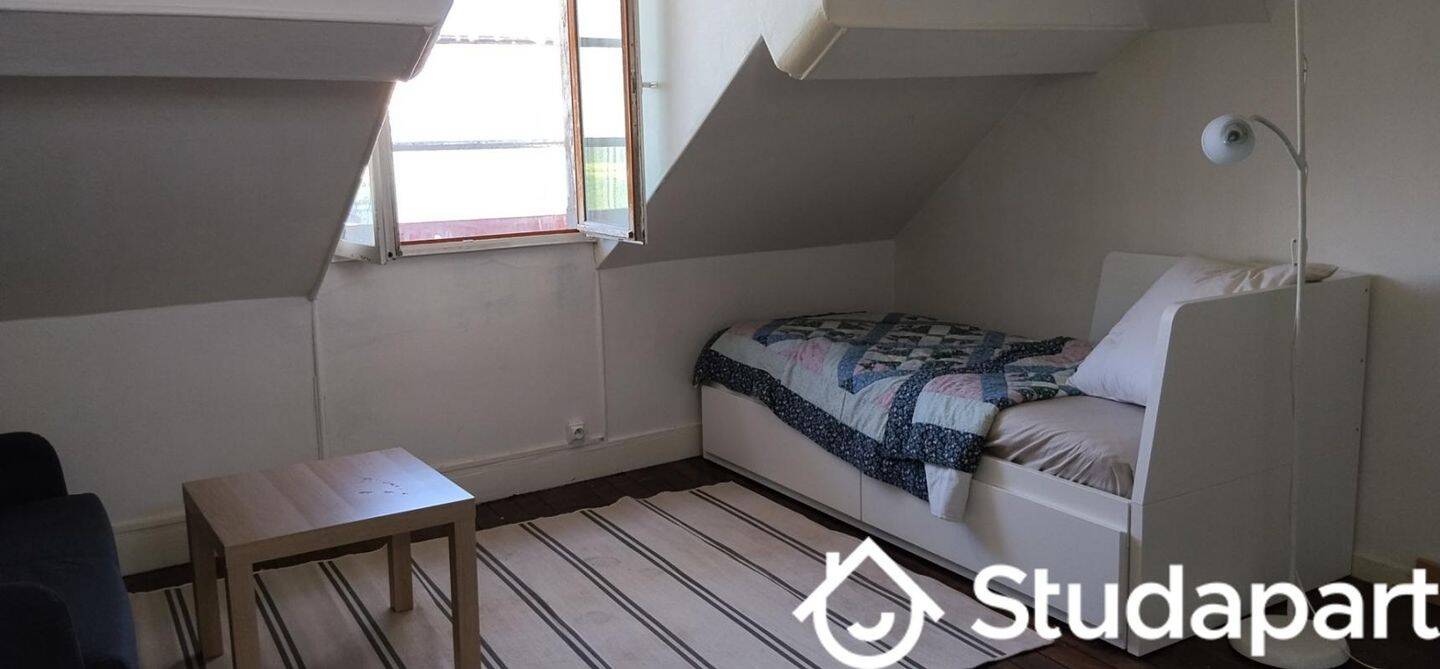 Appartement 1 pièce 20 m² · à Saint-Germain-en-Laye · 20 m² · 675 €/mois