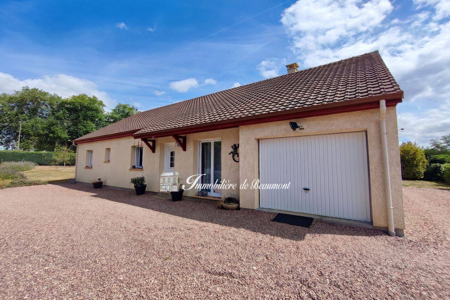 Maison 5 pièces 107 m² · à Beaumont-le-Roger · 107 m² · 231 000 €