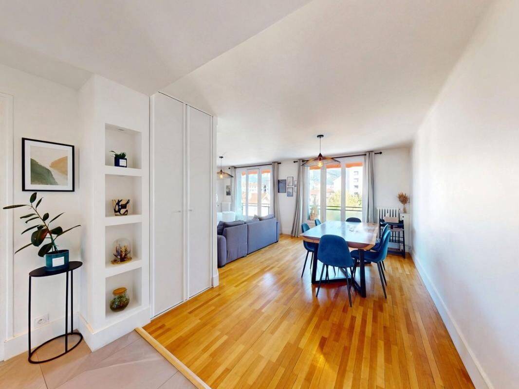 Appartement 3 pièces 72 m² · à Annecy · 71,6 m² · 430 000 €