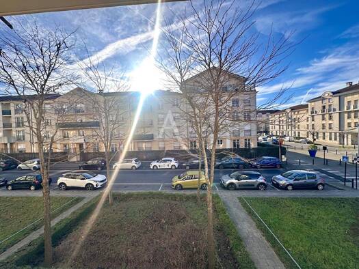 Appartement à louer 820 € 1 pièce 30 m² Étage 1/4 Centre Ville Sud Ouest Bussy-Saint-Georges 77600