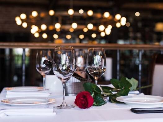 Restaurant à vendre Fonds de commerce 696 800 € 272 m² d'espace de restauration Nîmes 30900