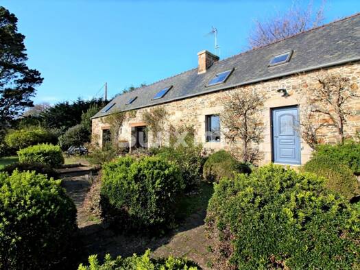 Maison à vendre 700 000 € 7 pièces 4 chambres 189 m² 5 000 m² de terrain Sud Est Perros-Guirec 22700