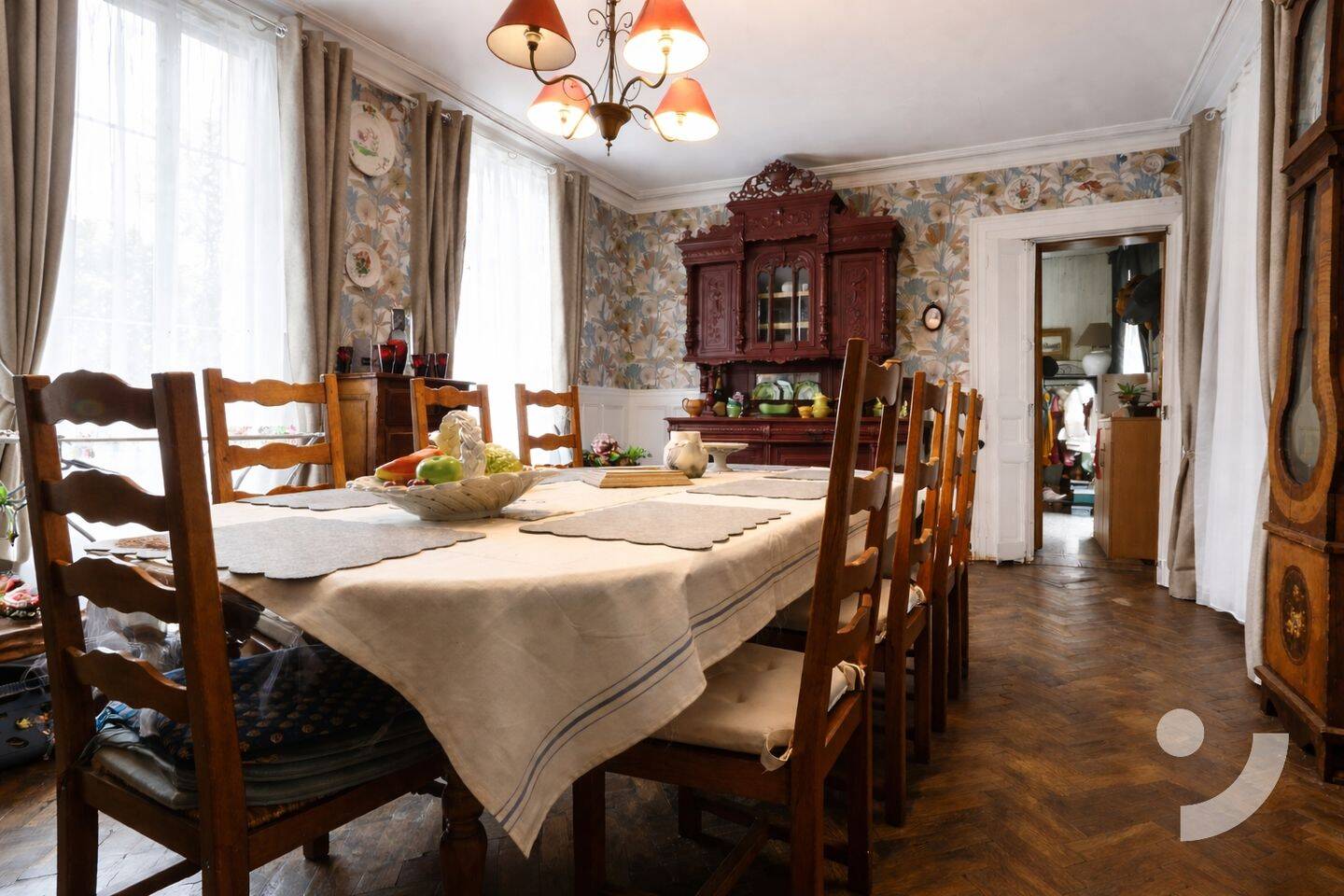 Maison 8 pièces 233 m² · à Bergères-lès-Vertus · 233,4 m² · 235 000 €