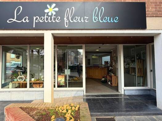 Boutique à vendre 149 000 € 2 pièces 93 m² de surface de vente Haute Loge-Tissage-Chapelle Vandamme-Rocher Hazebrouck 59190