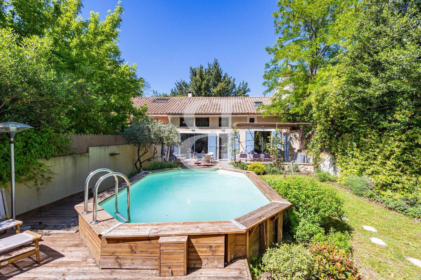 Maison 4 pièces 135 m² · à Saint-Rémy-de-Provence · 135 m² · 755 000 €