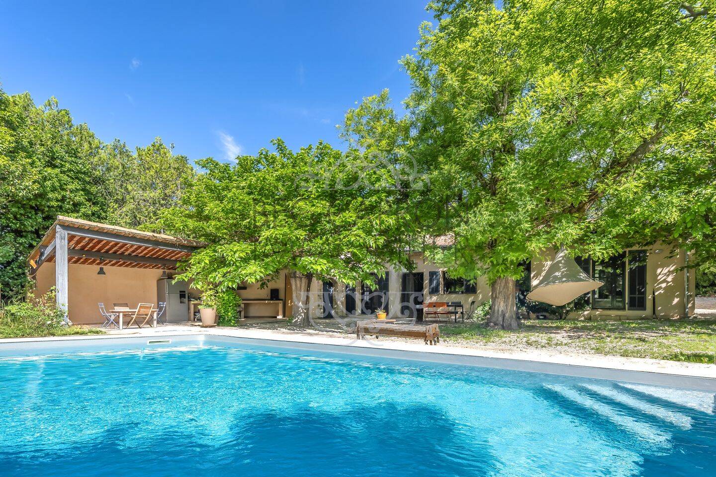 Maison 6 pièces 160 m² · à Aix-en-Provence · 160 m² · 995 000 €
