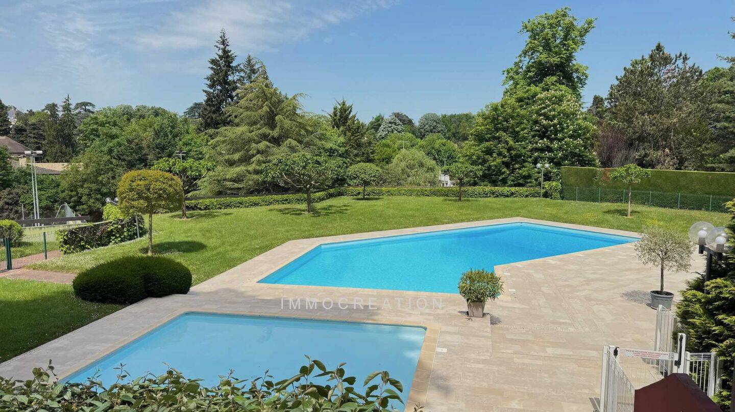 Appartement 5 pièces 127 m² · à Écully · 127 m² · 595 000 €