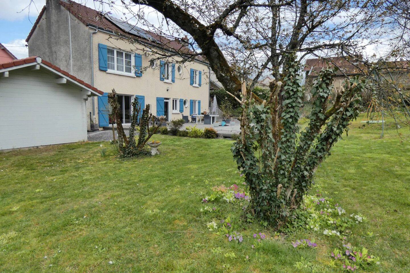 Maison 7 pièces 161 m² · à Montceau-les-Mines · 161 m² · 275 000 €