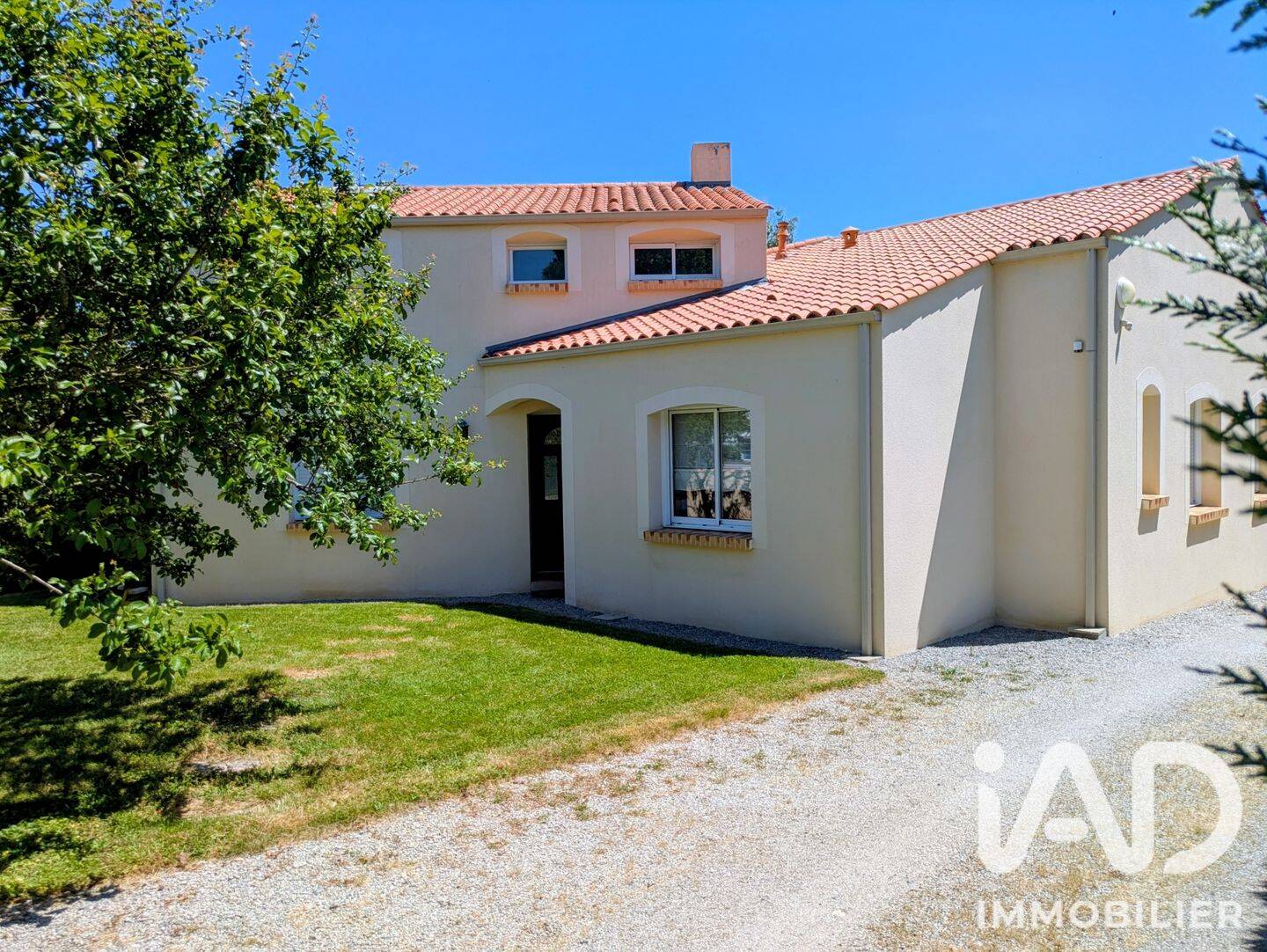 Maison 7 pièces 152 m² · à La Roche-sur-Yon · 152 m² · 385 875 €