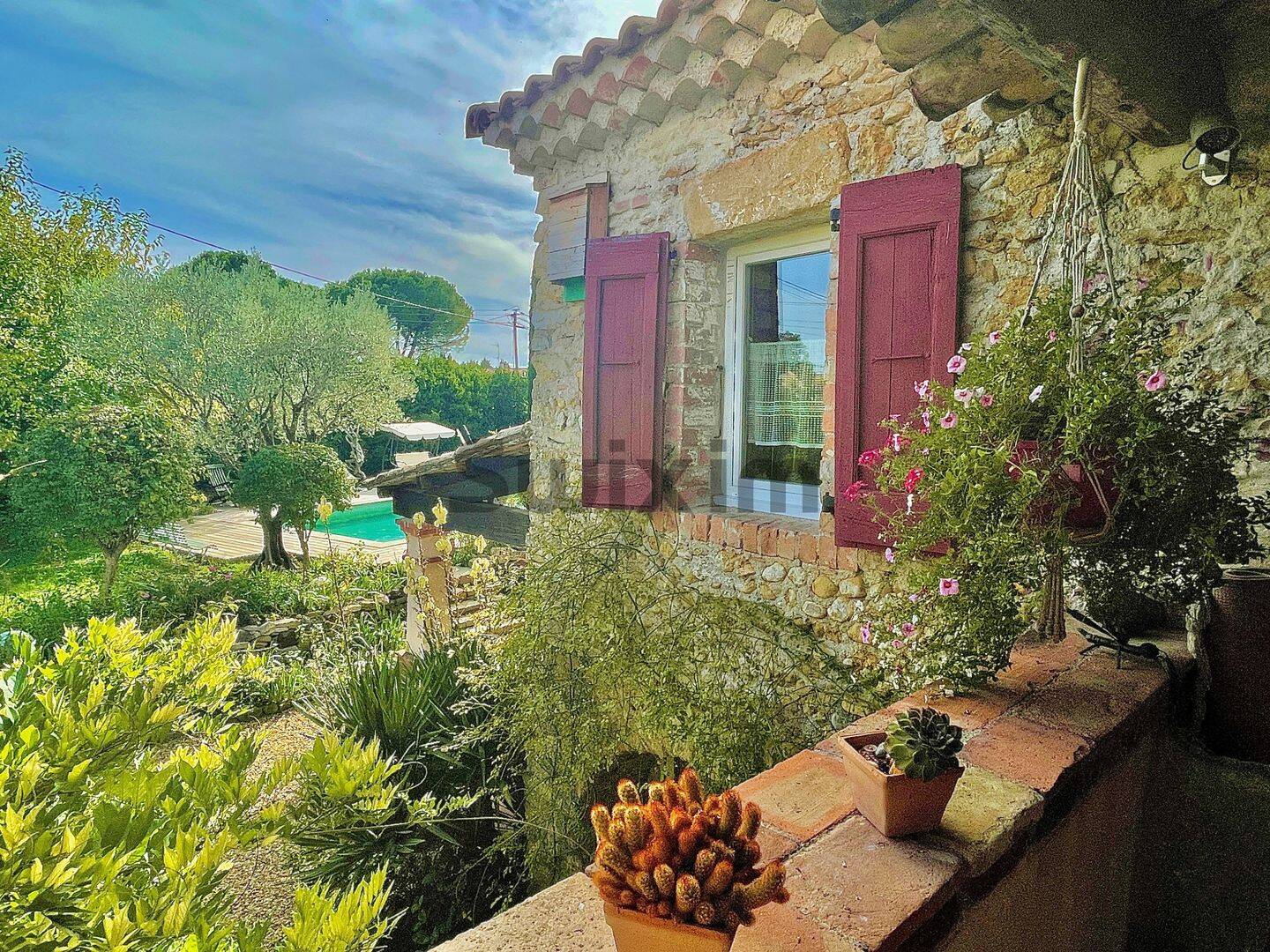 Maison 6 pièces 144 m² · à Saint-Christol-lès-Alès · 144 m² · 540 000 €