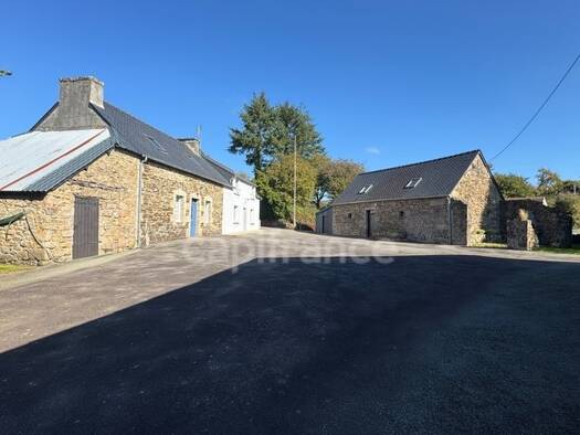 Ferme à vendre 237 500 € 4 pièces 3 chambres 70 m² 18 867 m² de terrain Locarn 22340