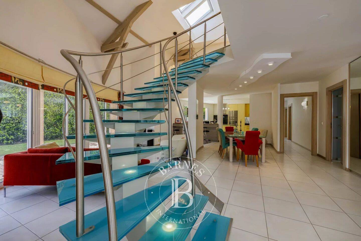 Maison 6 pièces 202 m² · à Sergy · 202,2 m² · 1 090 000 €