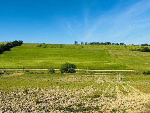 Terrain constructible viabilisé à vendre 60 000 € 802 m² de terrain Villefranche-de-Lauragais 31290
