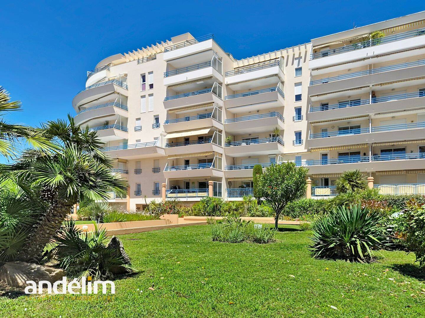 Appartement 3 pièces 74 m² · à Fréjus · 74 m² · 495 000 €