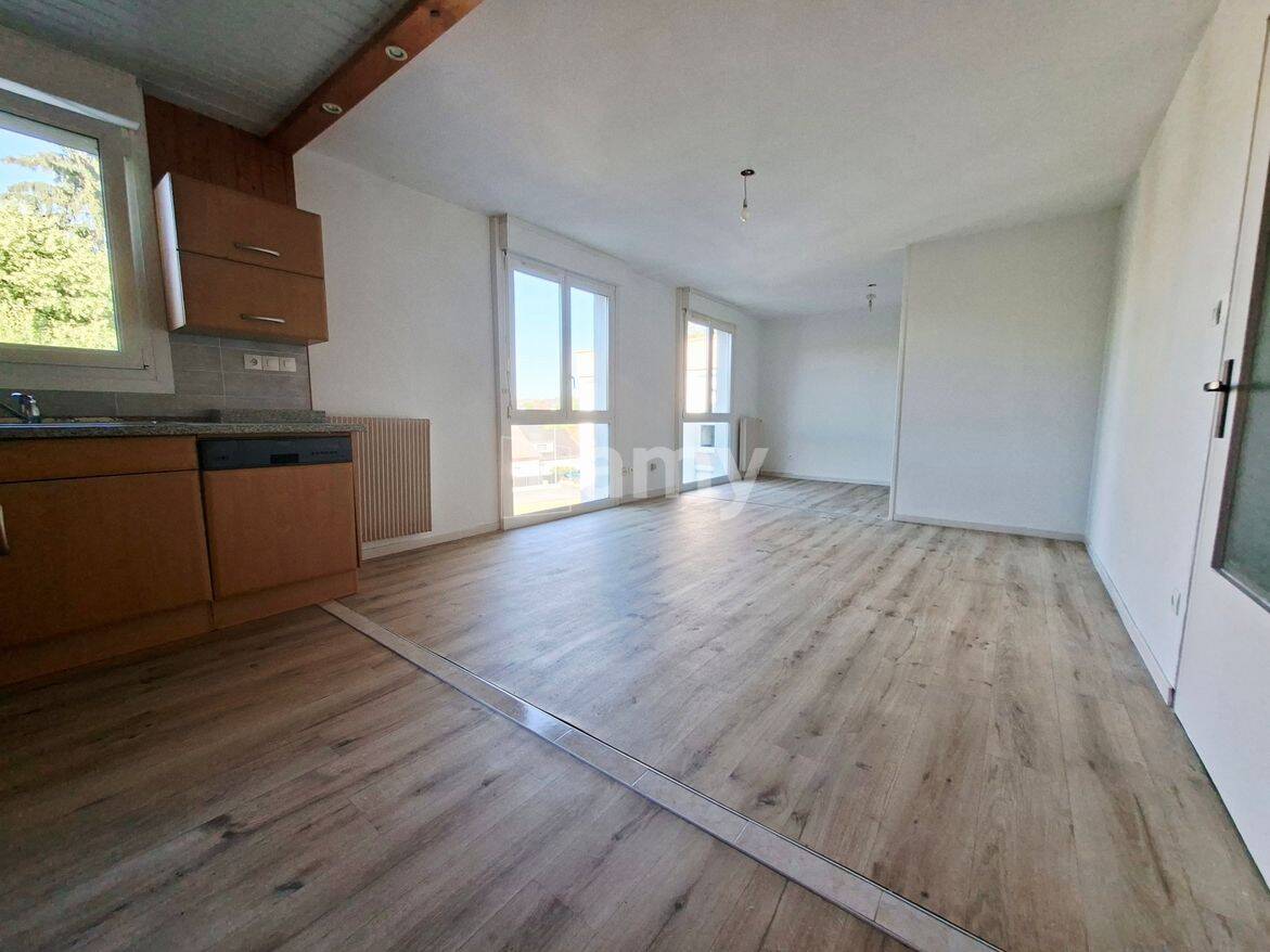 Appartement 4 pièces 81 m² · à Seloncourt · 81,4 m² · 730 €