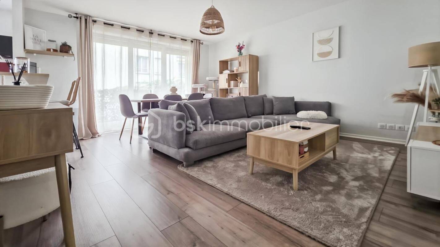 Appartement 2 pièces 49 m² · à Corbeil-Essonnes · 49 m² · 149 000 €