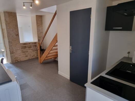 Immeuble à vendre 125 000 € 97 m² Celles-sur-Belle 79370