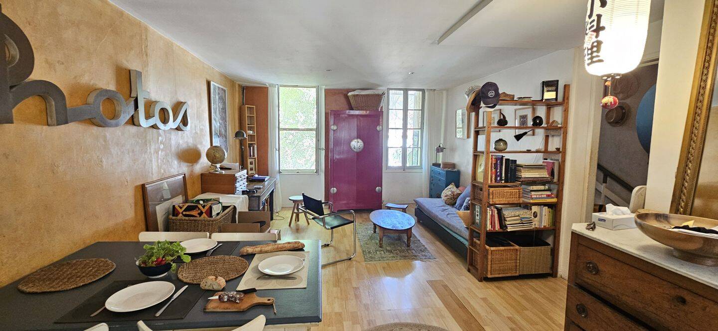 Maison 6 pièces 160 m² · à Saint-Cyr-sur-Mer · 160 m² · 490 000 €