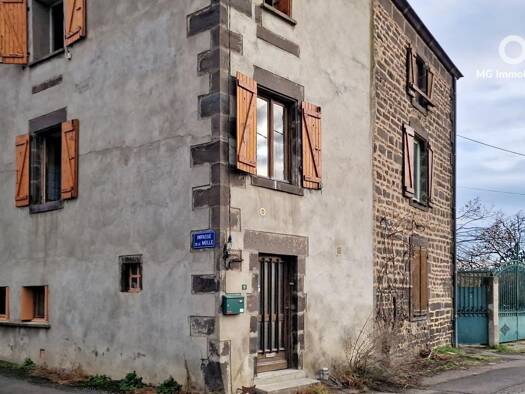 Maison à vendre 59 700 € 3 pièces 2 chambres 59 m² Lussat 63360
