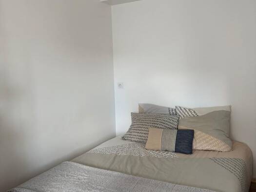 Appartement à louer 430 € 1 pièce 28 m² Étage 2/2 dès le 17/04/2026 Rayssac Albi 81000