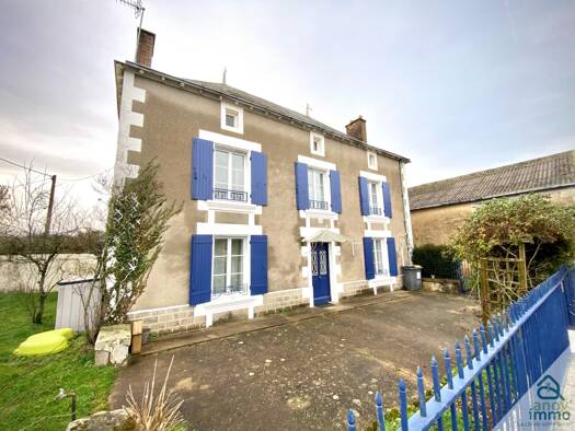 Maison à vendre 239 000 € 5 pièces 4 chambres 147 m² 550 m² de terrain Coulombiers 86600