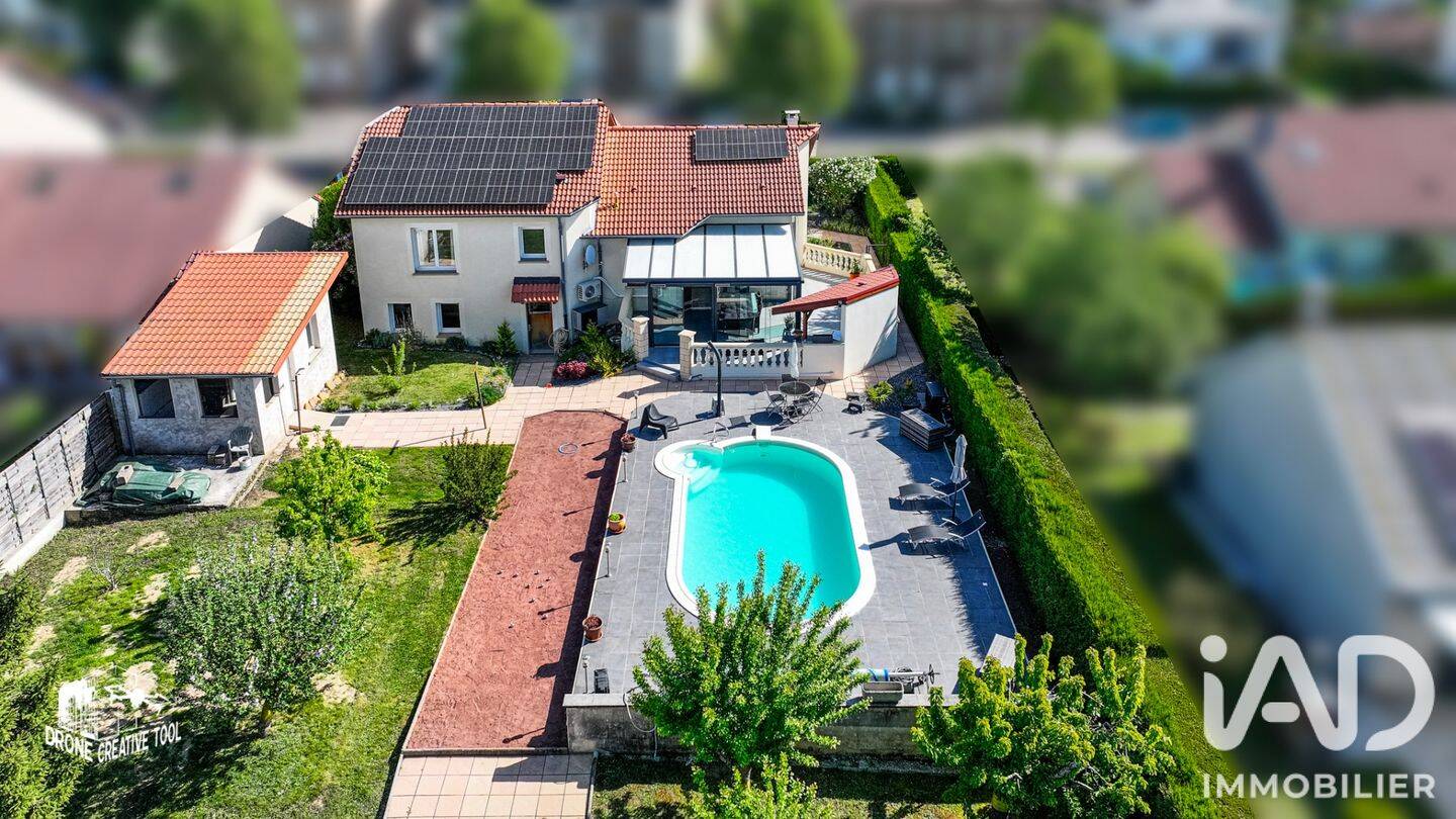 Maison 7 pièces 154 m² · à Amanvillers · 154 m² · 359 000 €